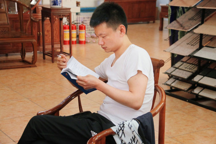 熱烈歡迎西安辦廠客戶孫總、張總、楊總來鑫浪進(jìn)行技術(shù)交流
